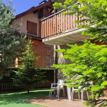 Apartmentsuitespain Baqueira Jardin *