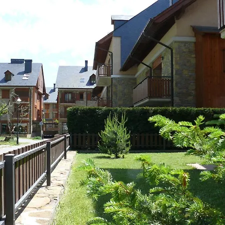 Apartment Apartmentsuitespain Baqueira Jardin *